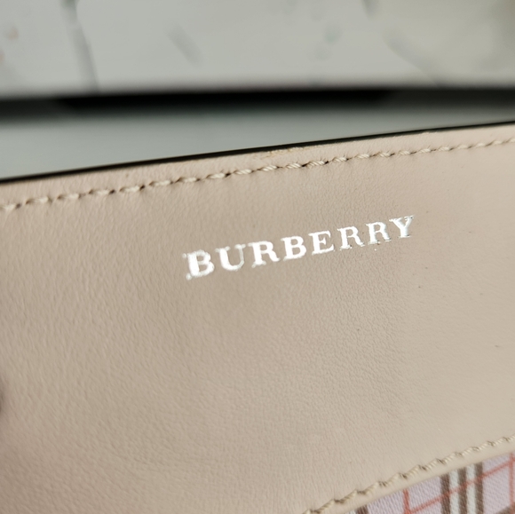 BURBERRY Ultra Rare Pink Nova Check Leather Wallet Card Holder - Picture 9 of 9